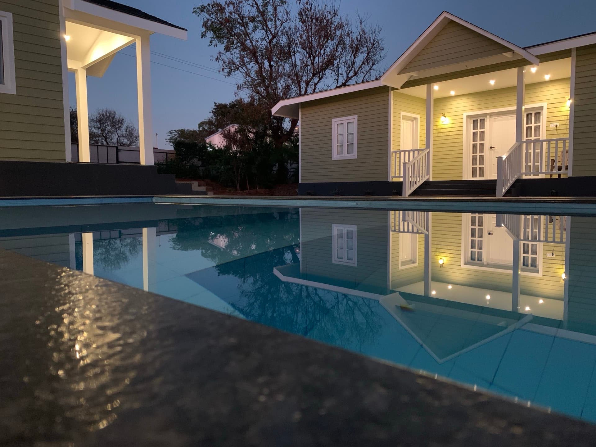 Poolside Cottage
